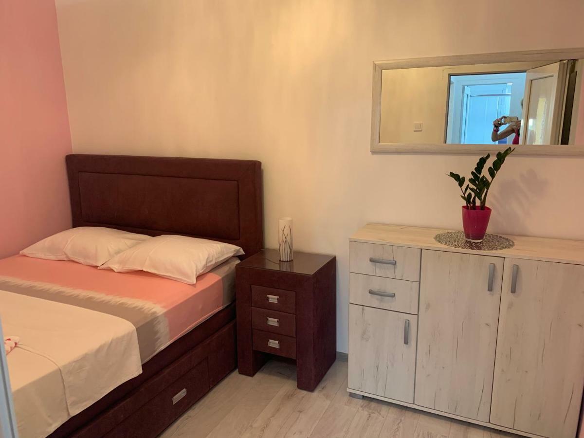 Vesna Guest house *